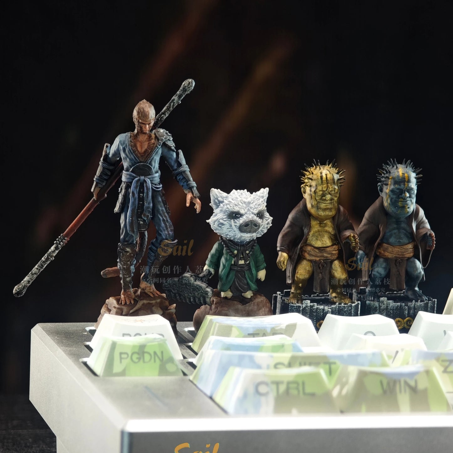 Black Myth: Wukong Grey Wolf Mask Figure Keycap