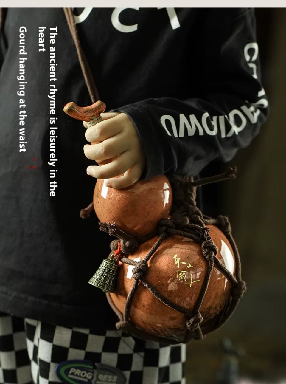 Black Myth Wukong Red Gourd Ceramic Water Bottle 700ml